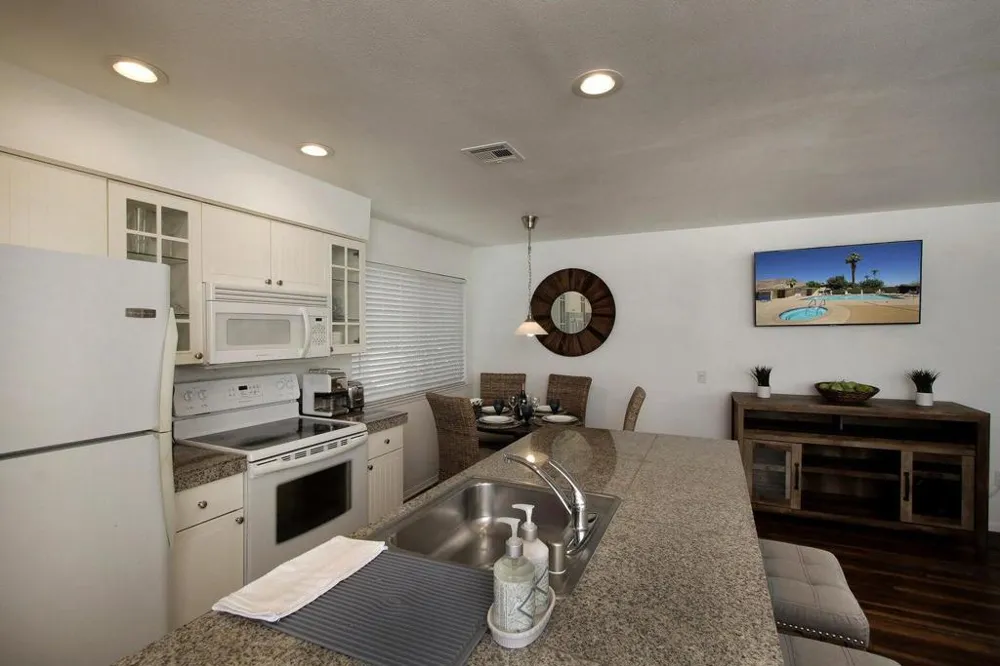 72682 Bursera Way #4 Palm Desert, CA 92260