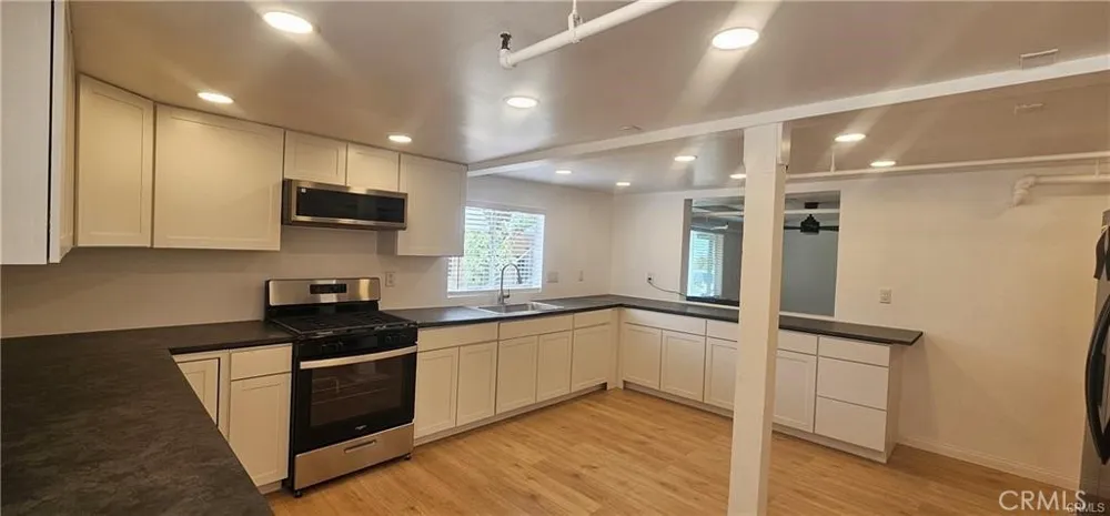 2100 S State Hemet, CA 92543