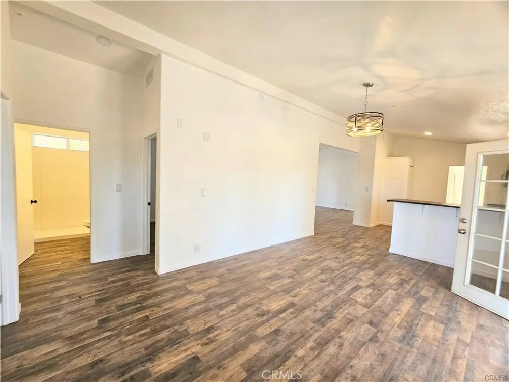 2100 S State Hemet, CA 92543