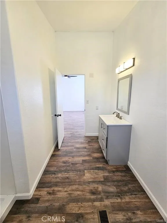 2100 S State Hemet, CA 92543