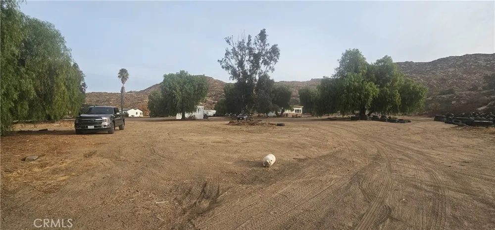 2100 S State Hemet, CA 92543