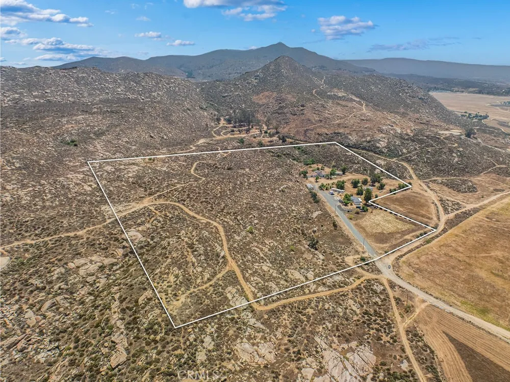 2100 S State Hemet, CA 92543