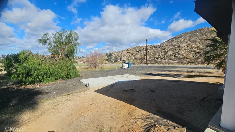 2100 S State Hemet, CA 92543