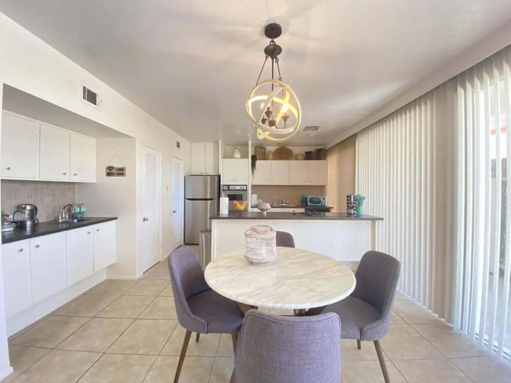 46023 Portola Avenue #17 Palm Desert, CA 92260