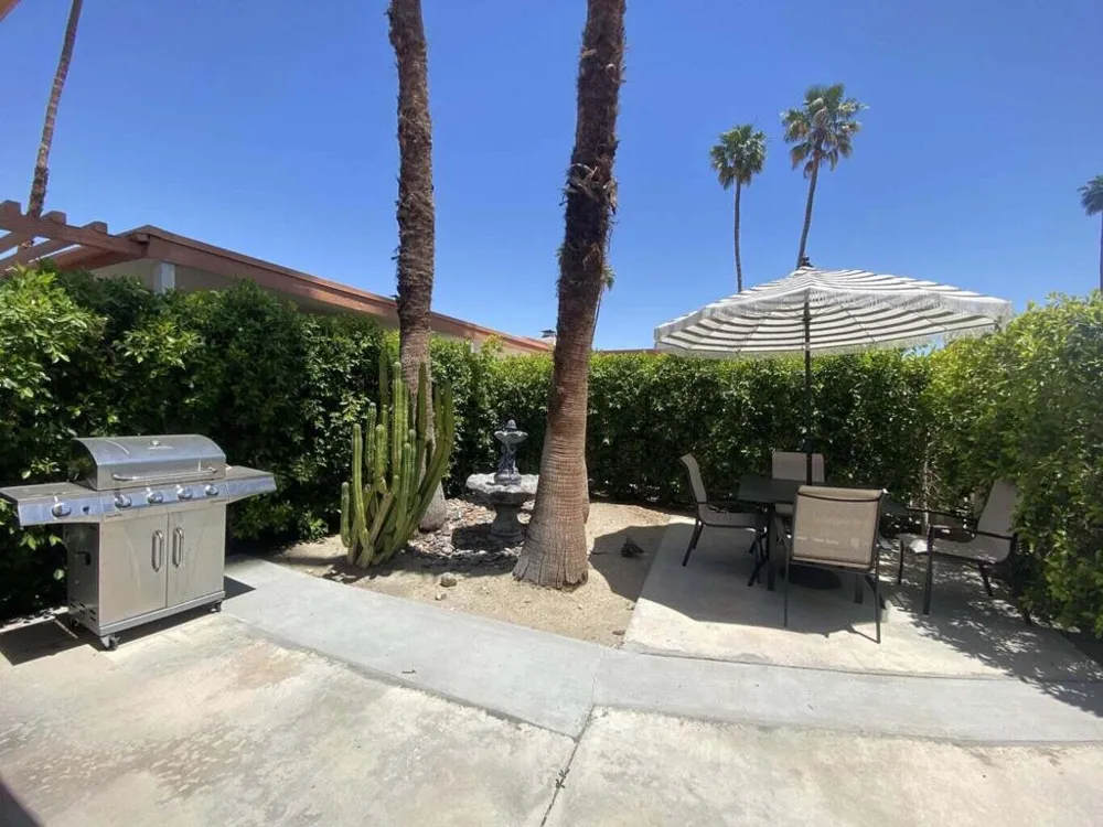 46023 Portola Avenue #17 Palm Desert, CA 92260