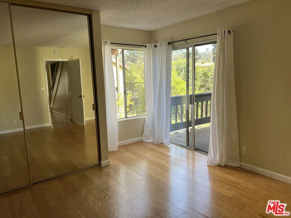 5045 Maytime Lane #119 Culver City, CA 90230