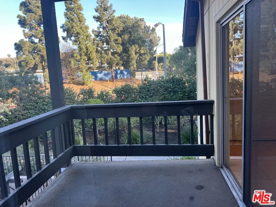 5045 Maytime Lane #119 Culver City, CA 90230