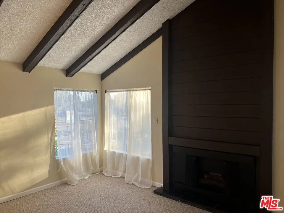 5045 Maytime Lane #119 Culver City, CA 90230