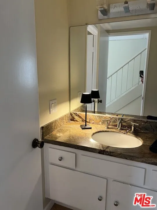 5045 Maytime Lane #119 Culver City, CA 90230