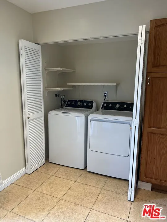 5045 Maytime Lane #119 Culver City, CA 90230