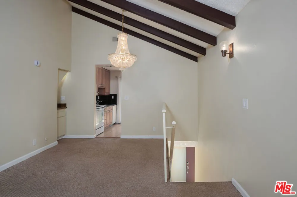 5045 Maytime Lane #119 Culver City, CA 90230