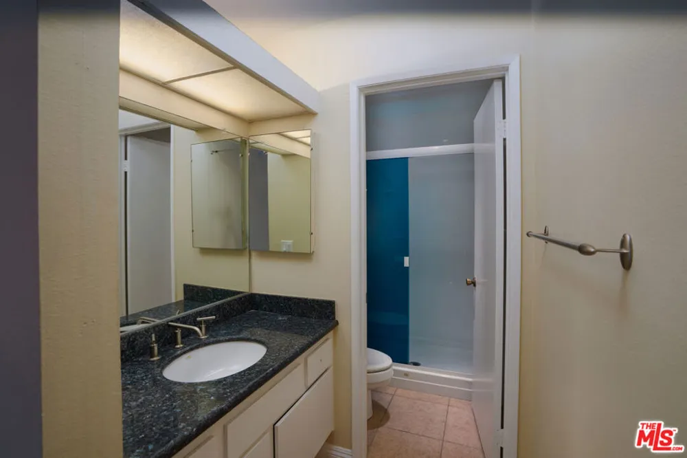 5045 Maytime Lane #119 Culver City, CA 90230