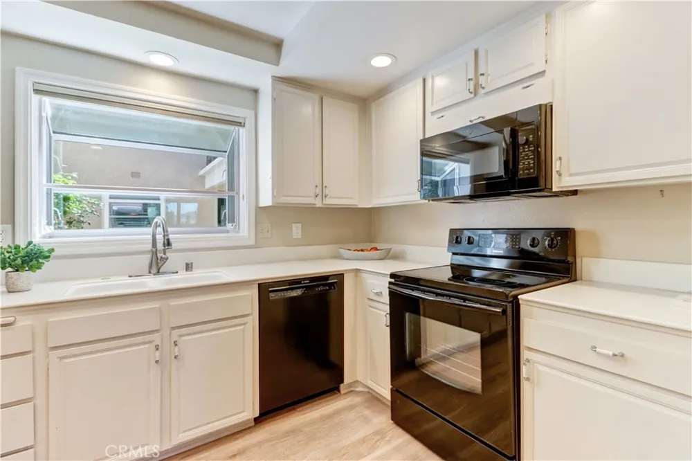 4010 Calle Sonora Oeste #1C Laguna Woods, CA 92637