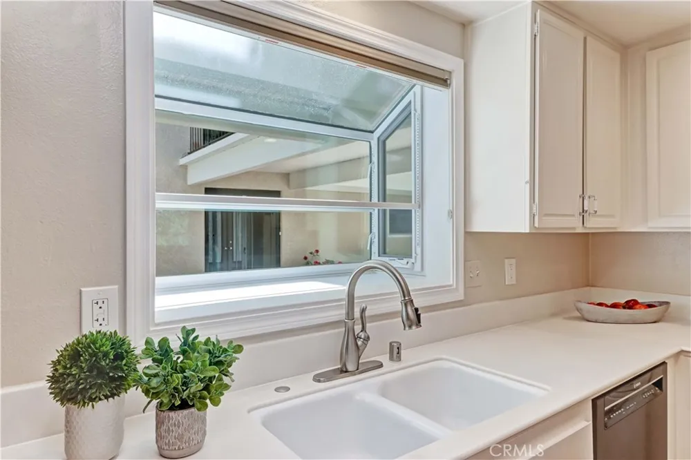 4010 Calle Sonora Oeste #1C Laguna Woods, CA 92637