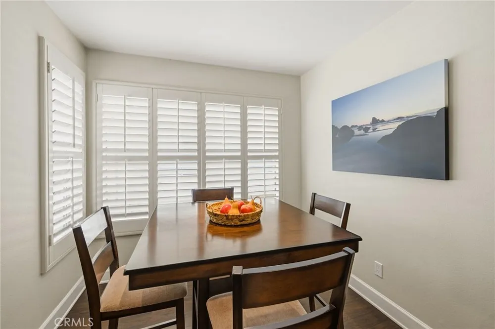 4231 Colfax Ave. #F Studio City, CA 91604
