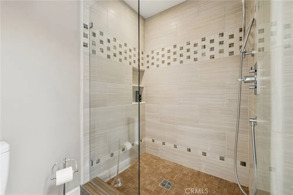 4231 Colfax Ave. #F Studio City, CA 91604