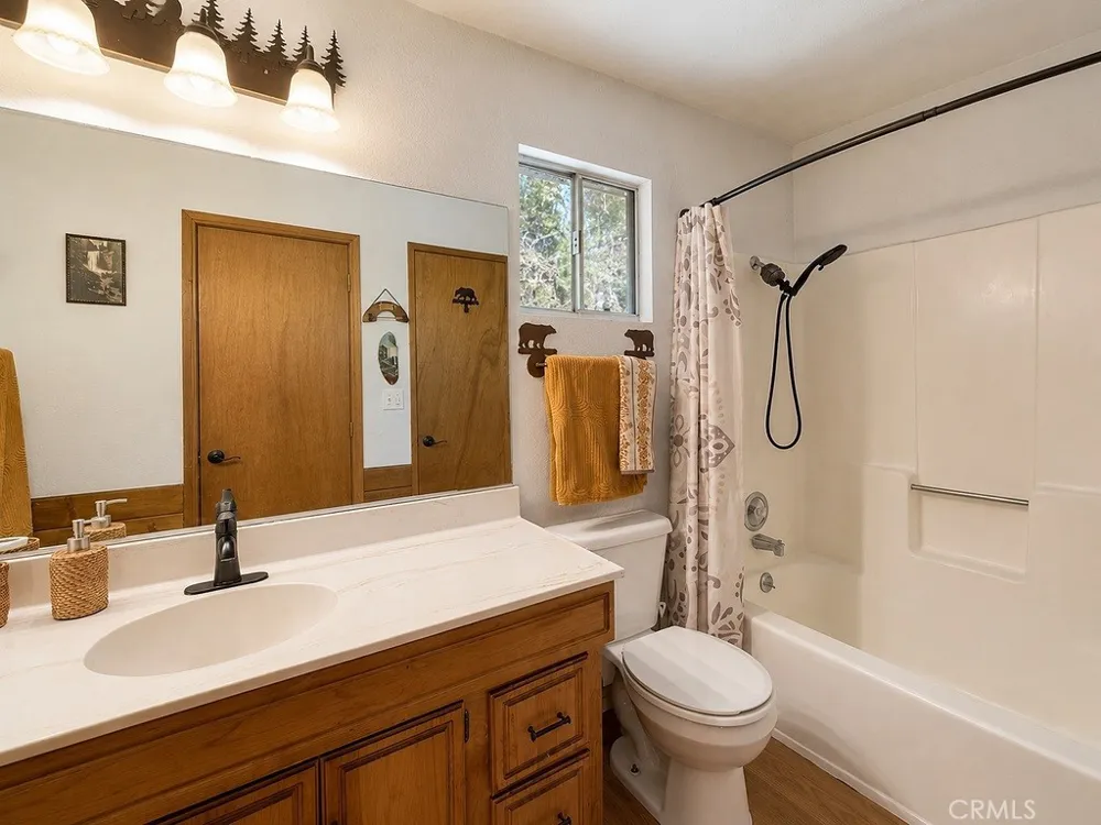 1412 Lassen Pine Mountain Club, CA 93222