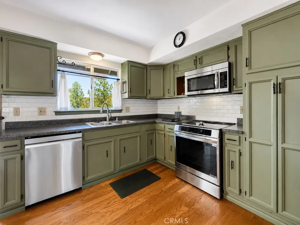1412 Lassen Pine Mountain Club, CA 93222