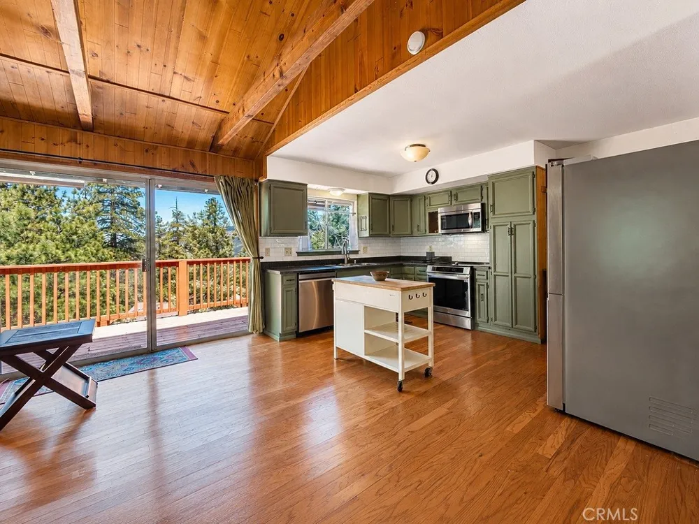 1412 Lassen Pine Mountain Club, CA 93222