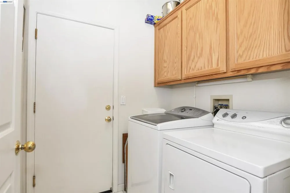 1989 Newport Dr Discovery Bay, CA 94505