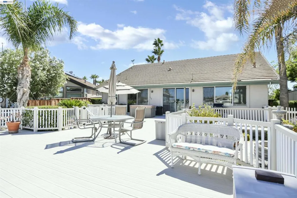 1989 Newport Dr Discovery Bay, CA 94505
