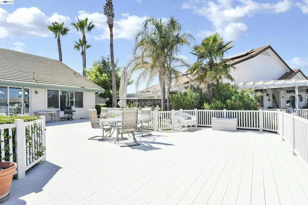 1989 Newport Dr Discovery Bay, CA 94505
