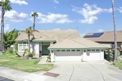 1989 Newport Dr