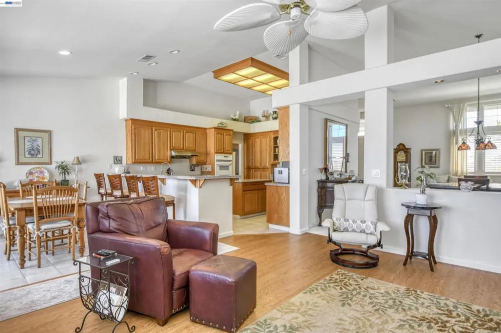 1989 Newport Dr Discovery Bay, CA 94505