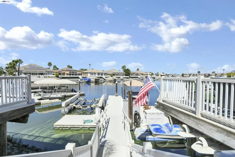 1989 Newport Dr Discovery Bay, CA 94505