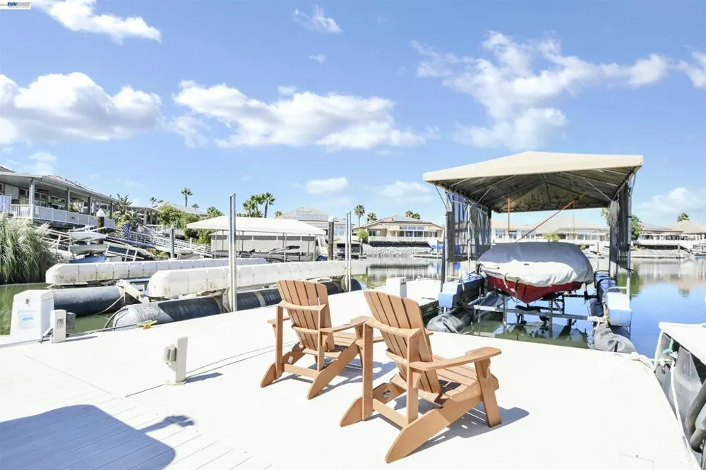 1989 Newport Dr Discovery Bay, CA 94505