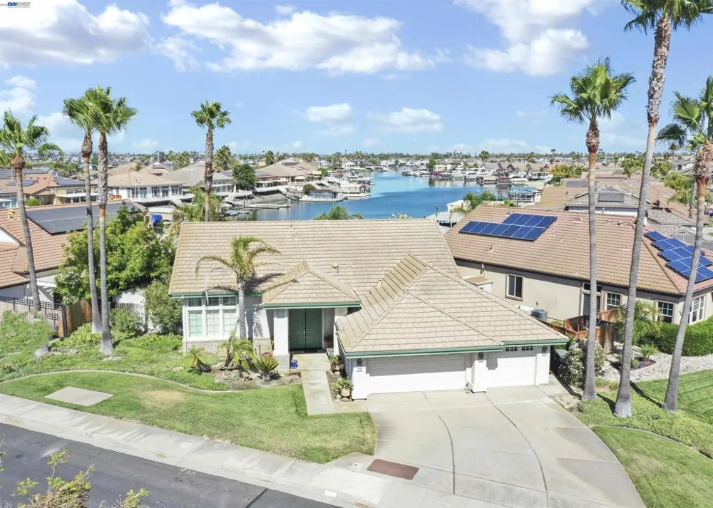 1989 Newport Dr Discovery Bay, CA 94505