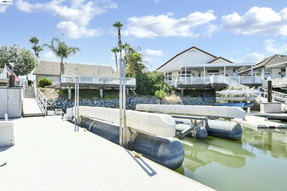 1989 Newport Dr Discovery Bay, CA 94505