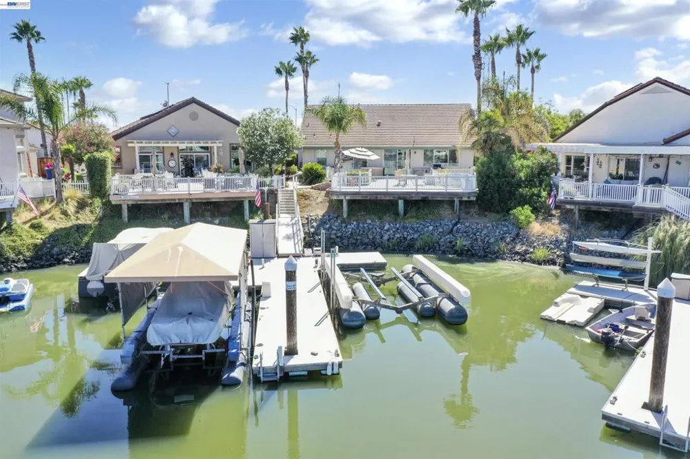 1989 Newport Dr Discovery Bay, CA 94505