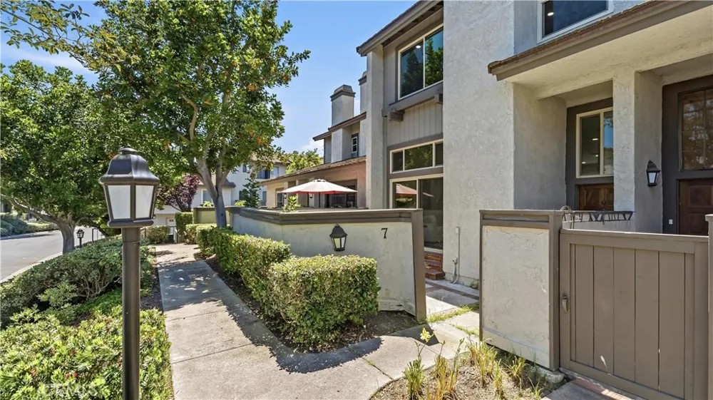 7 Sunup Irvine, CA 92603