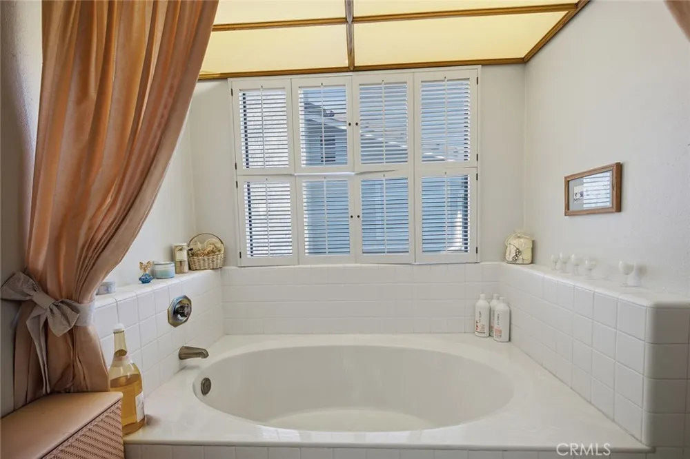 7278 Elmsbury Lane West Hills, CA 91307