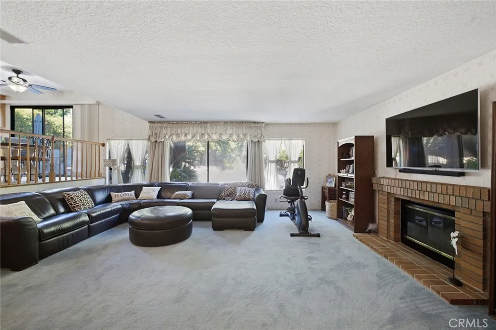 7278 Elmsbury Lane West Hills, CA 91307
