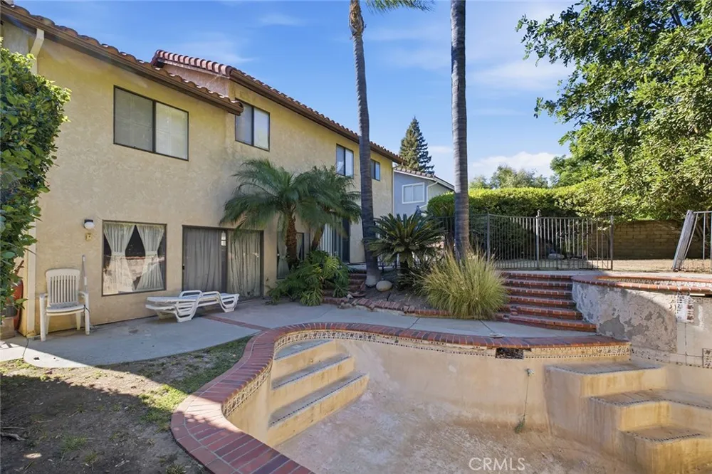 7278 Elmsbury Lane West Hills, CA 91307