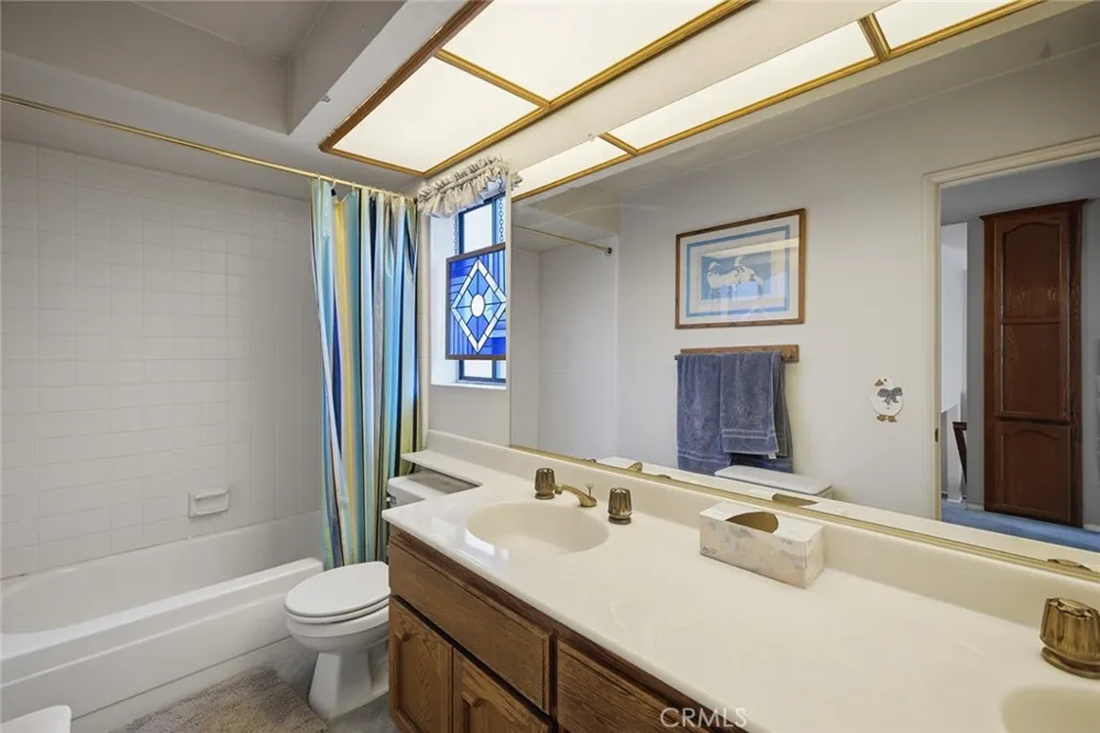 7278 Elmsbury Lane West Hills, CA 91307