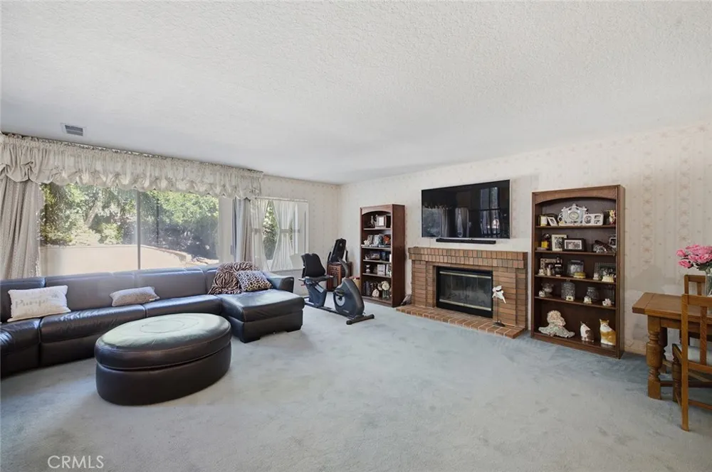 7278 Elmsbury Lane West Hills, CA 91307