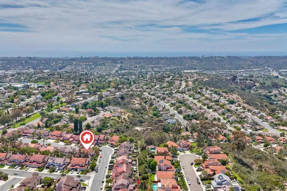 2422 Summerhill Drive Encinitas, CA 92024