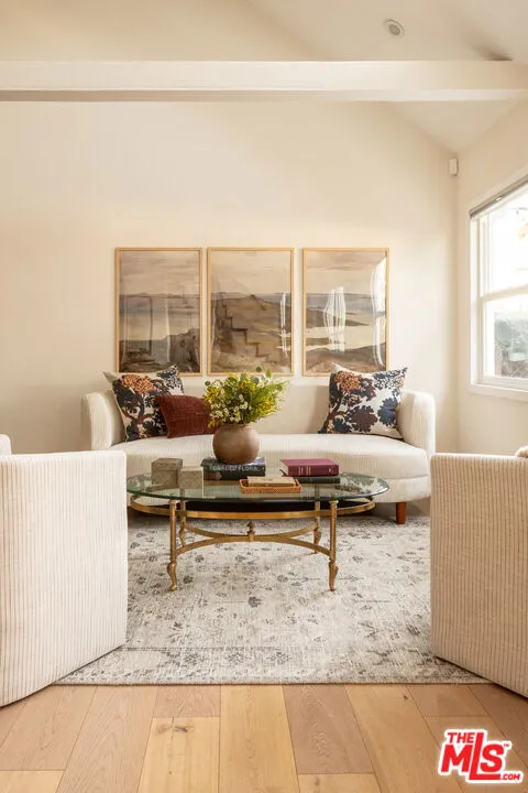 12458 Laurel Terrace Drive Studio City, CA 91604