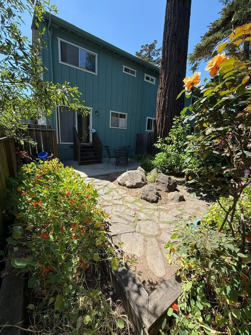 6026 SOQUEL DRIVE Aptos, CA 95003