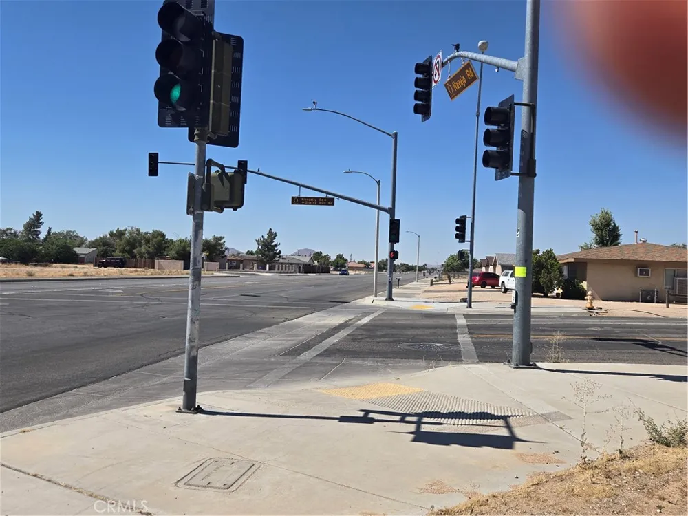 Navajo Apple Valley, CA 92308