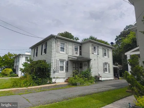 218 BIRCH AVENUE