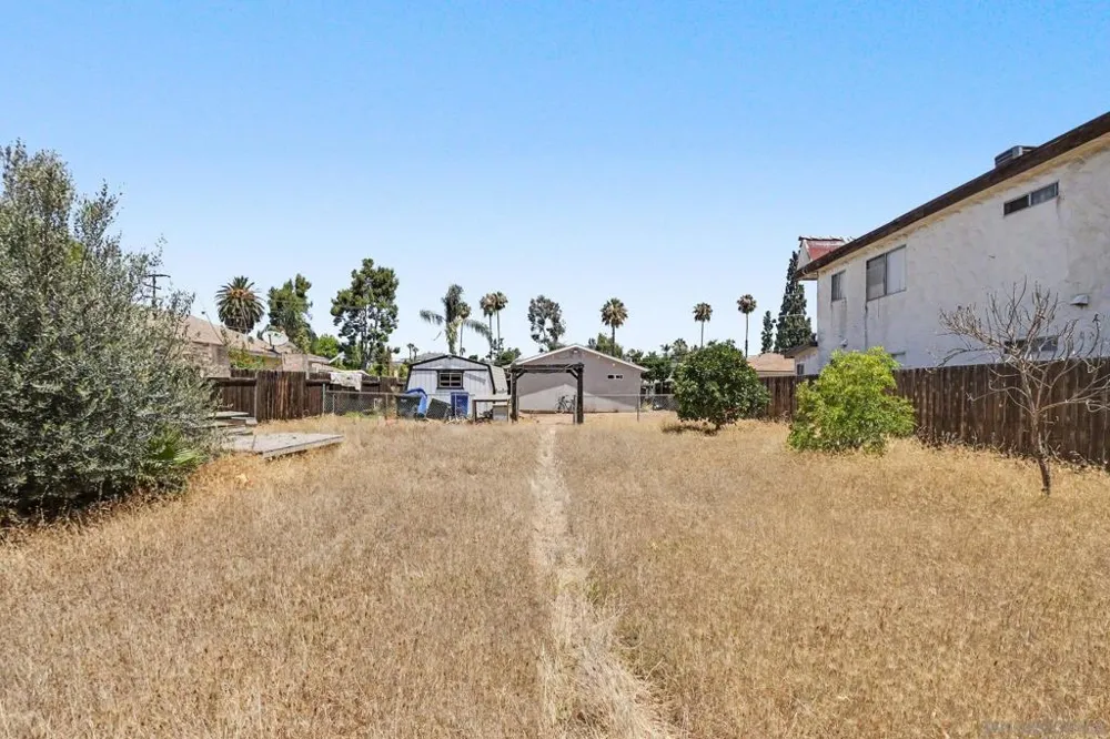 1367 E Madison Ave El Cajon, CA 92021