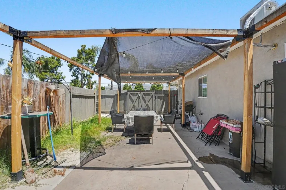 1367 E Madison Ave El Cajon, CA 92021