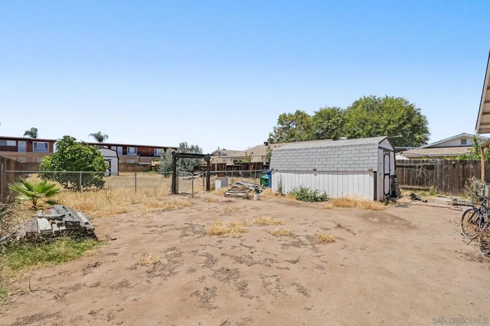 1367 E Madison Ave El Cajon, CA 92021