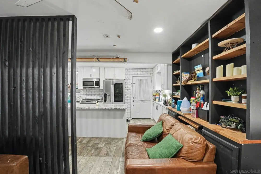 1367 E Madison Ave El Cajon, CA 92021