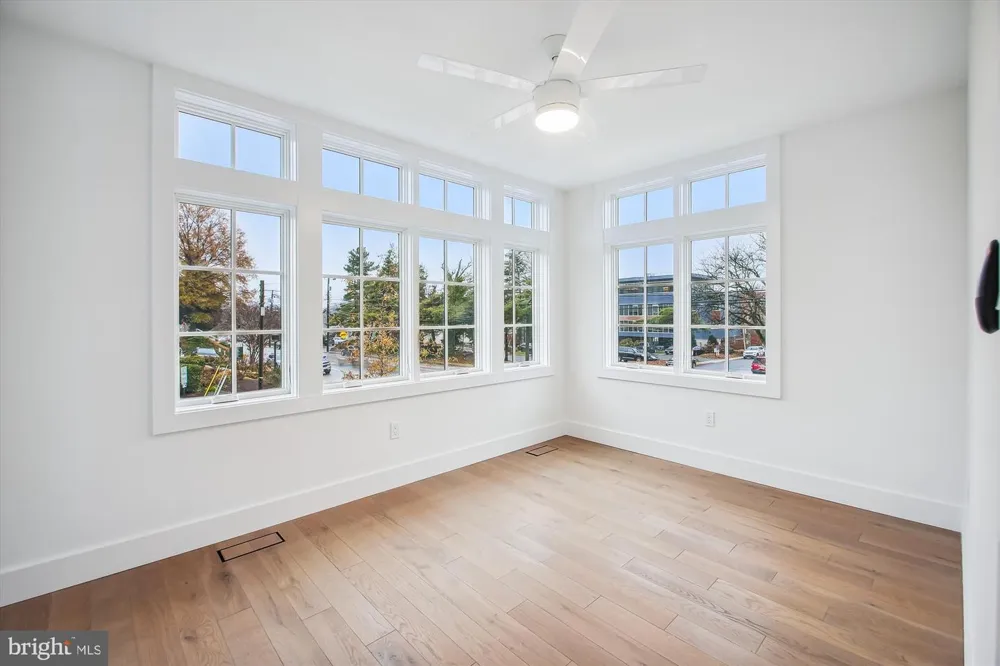 699 GIDDINGS AVENUE Annapolis, MD 21401