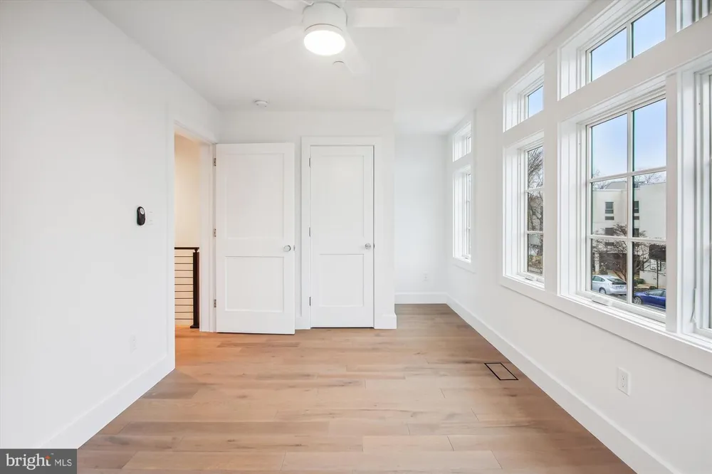 699 GIDDINGS AVENUE Annapolis, MD 21401